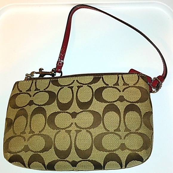 New COACH Park Signature Medium Clutch Wristlet ~True Red~ - Picture 7 of 16